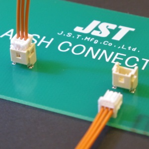 Close up image of APSH connector
