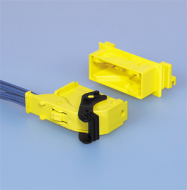 Close up image of GIT connector (18P type)