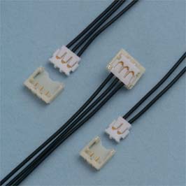 Close up image of ACH connector (Wire-to-Board)